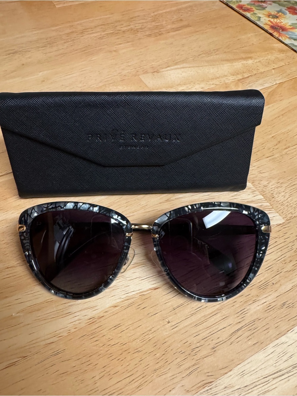 PRIME RESEARCH Women's Marble Black Cat-Eye Sunglasses